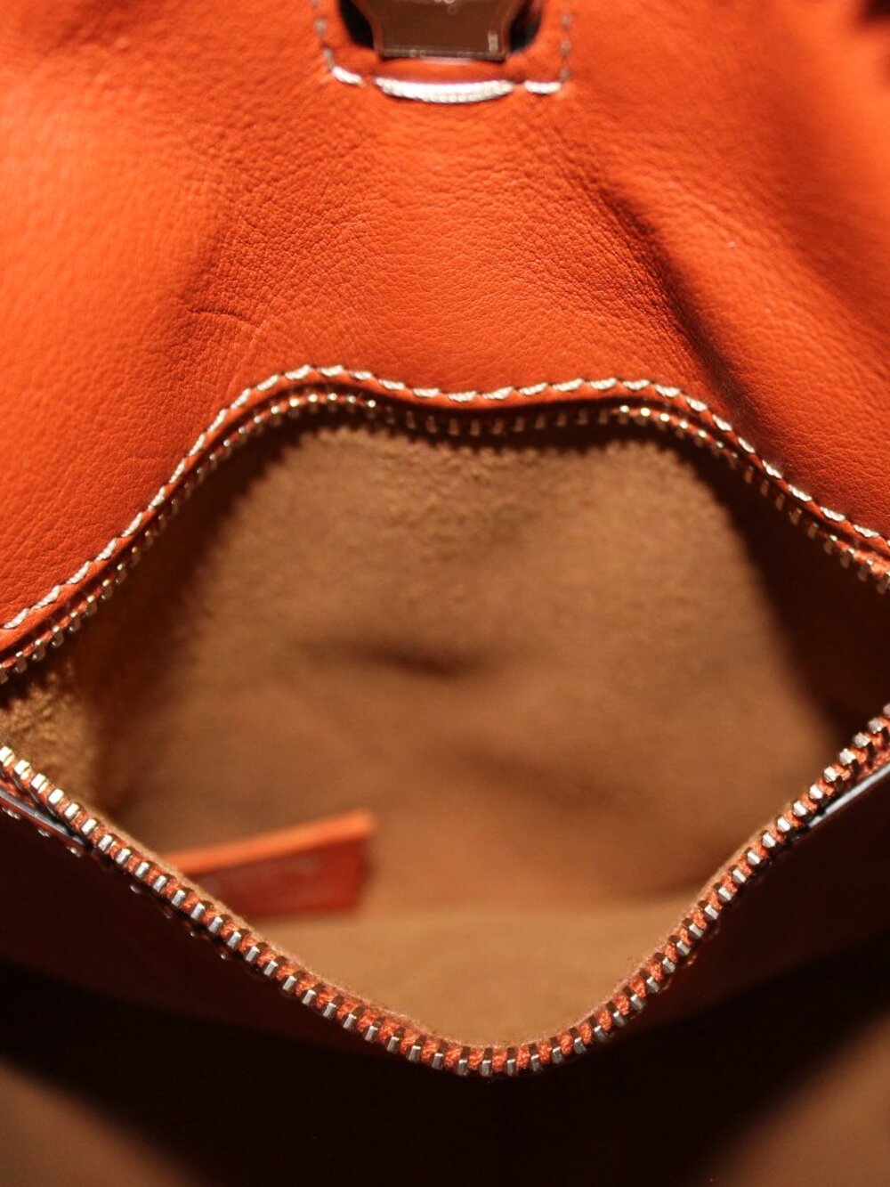 Tod's Di Swing small bag in EUC - Picture 11 of 14